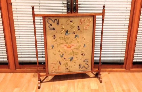 Lge antique art - lge, wooden