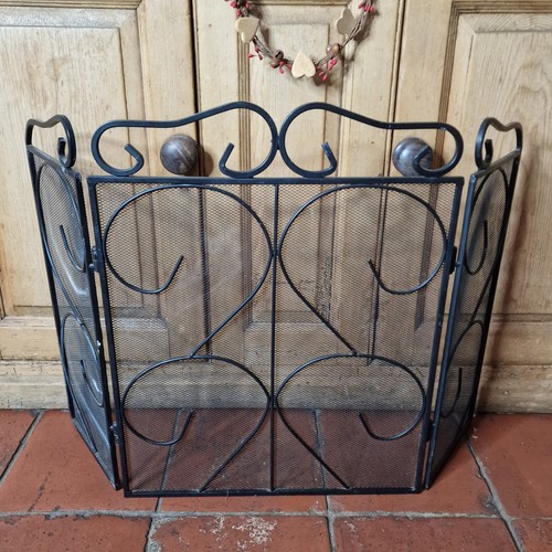 Fire guard metal folding - fire,