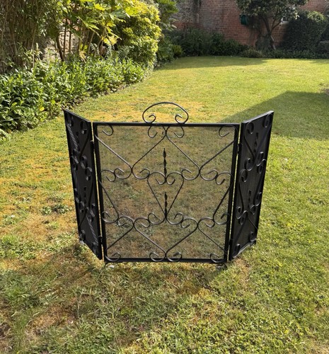 Metal folding fire - fire, screen