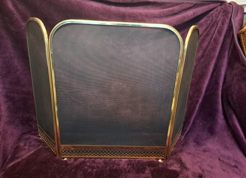 Brass and black mesh panel - mesh,